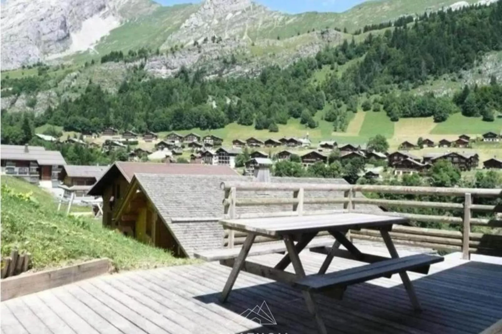 Chalet Le Trefle-Uitzicht zomer