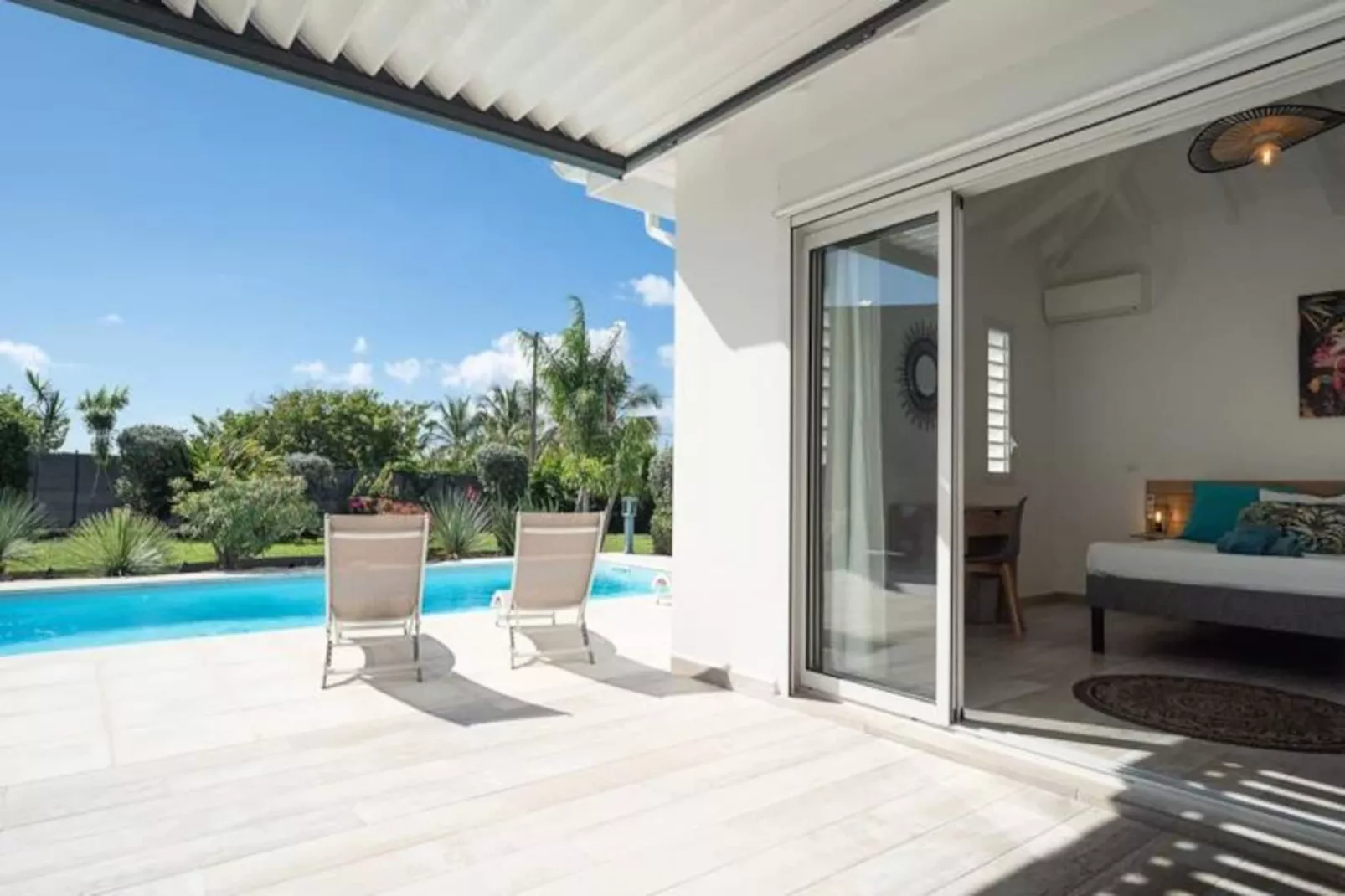 Villa Corossol-Image-tags.