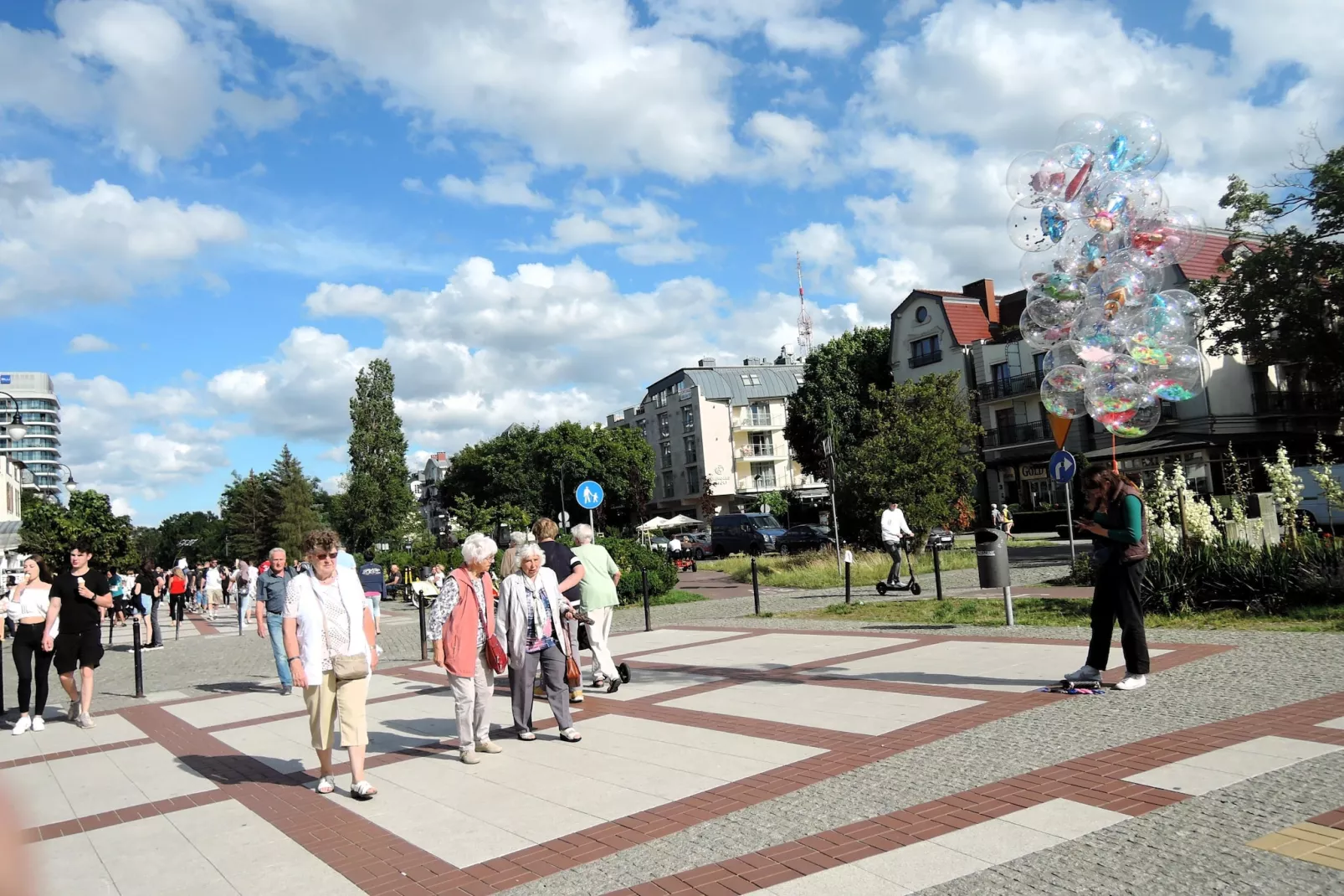 Apartament przy parku z garażem Świnoujście-Gebieden zomer 1km