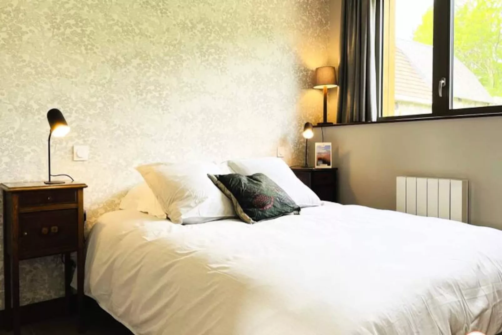 🐦 La Hulotte - Domaine D'apreval - Campagne-Image-tags.