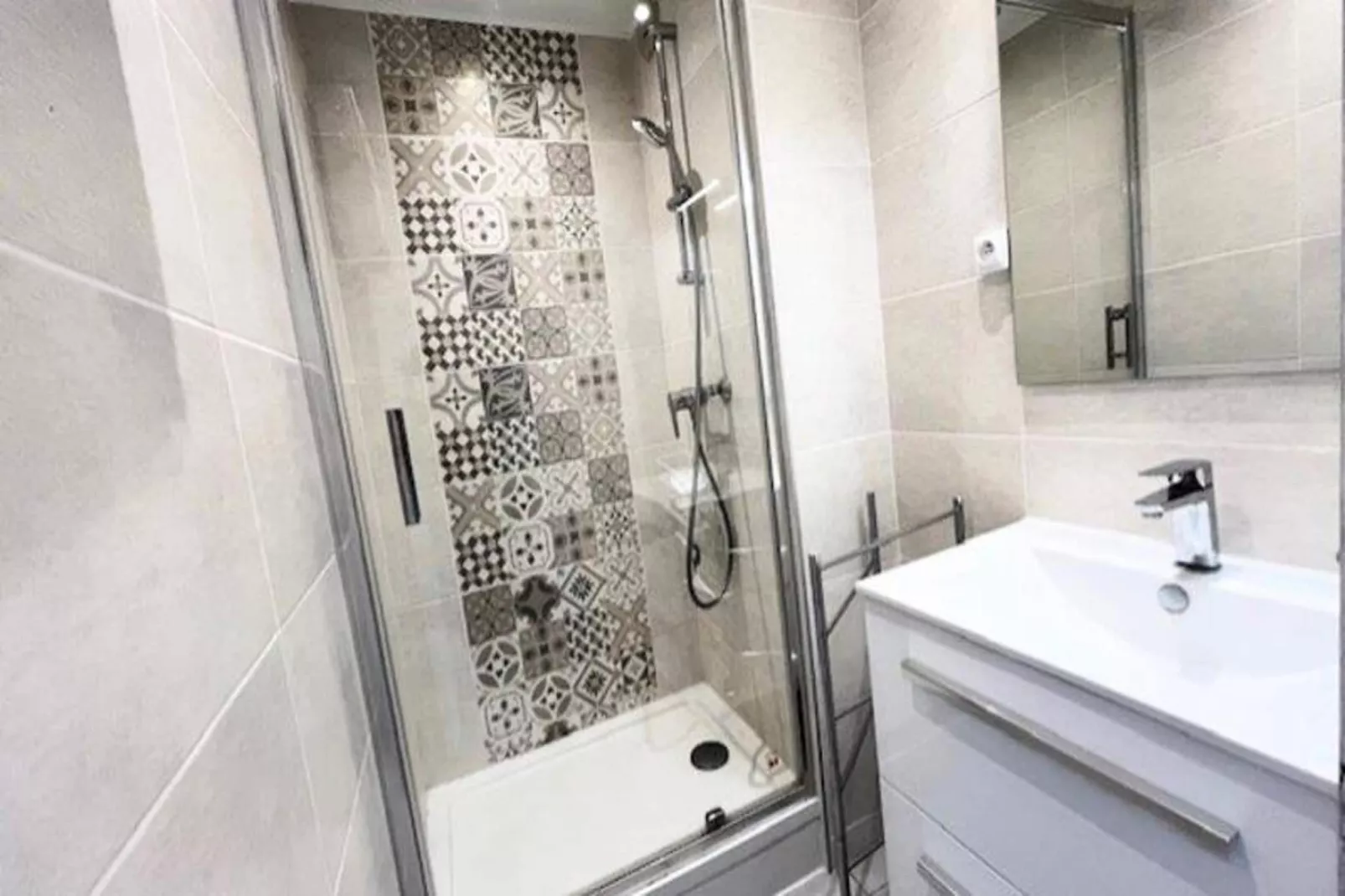 Résidence "le Mathilde"-Badkamer