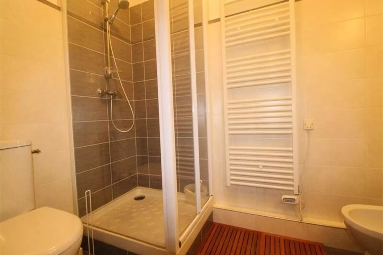 Résidence Palais D'etigny-Badkamer