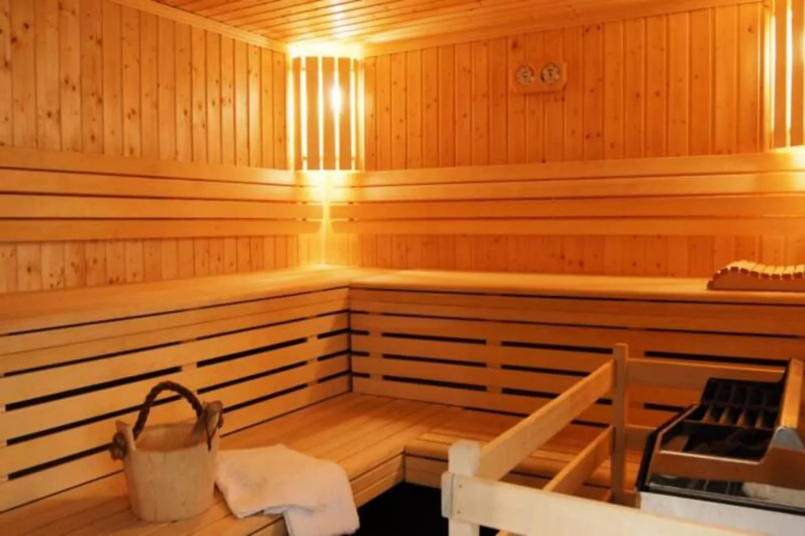 Néméa Appart'Hôtel Toulouse Saint Martin***-Buitenkant zomer