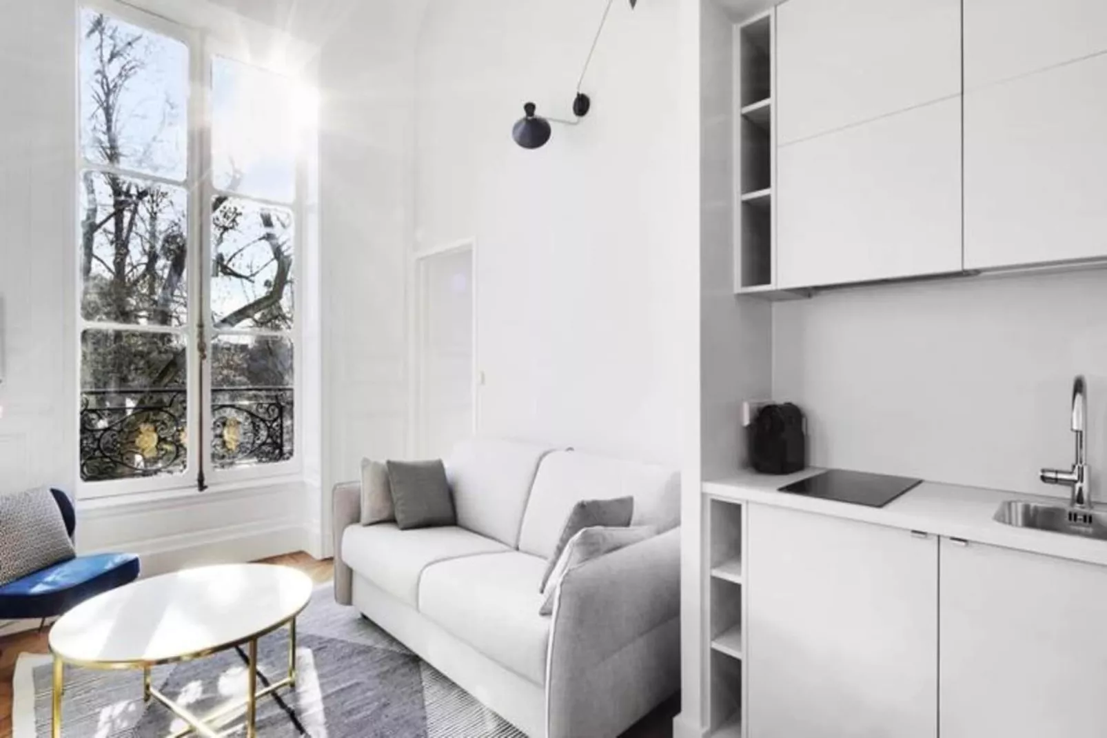 Maison Labruy&egrave;re - Royal Garden Suite-Buitenkant zomer