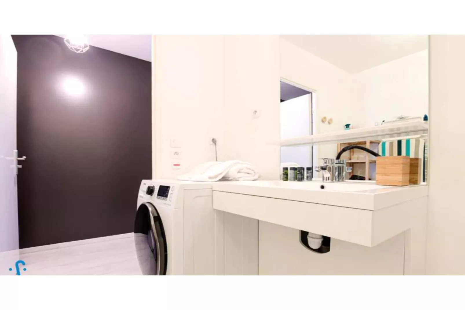 Appartement Charmant Et Moderne Pour 4 Avec Parking, Proche Cit&eacute; Du Vin-Keuken