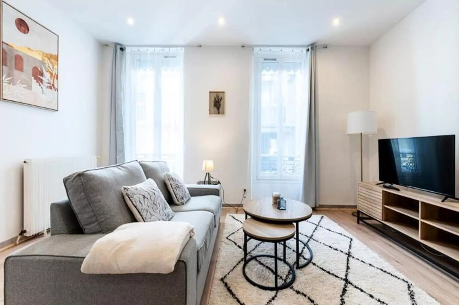 | La Gare Aux 400 Couverts 🚅 | Gare, Gem, Tramway-Woonkamer