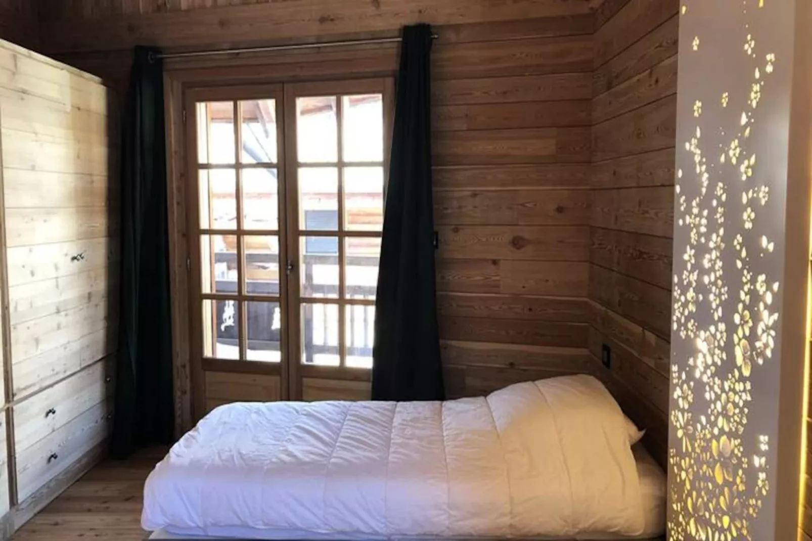 Chalet Pic Bayle-Image-tags.