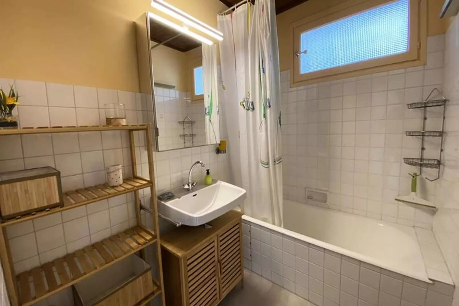 Résidence Le Midi-Badkamer