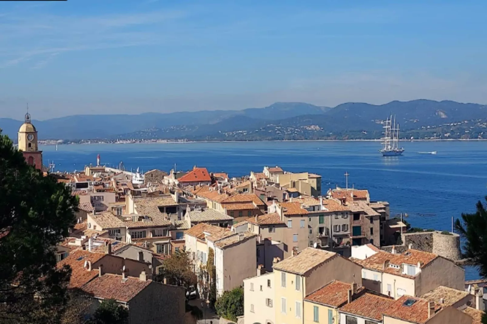 Résidence Marensin-Buitenkant zomer