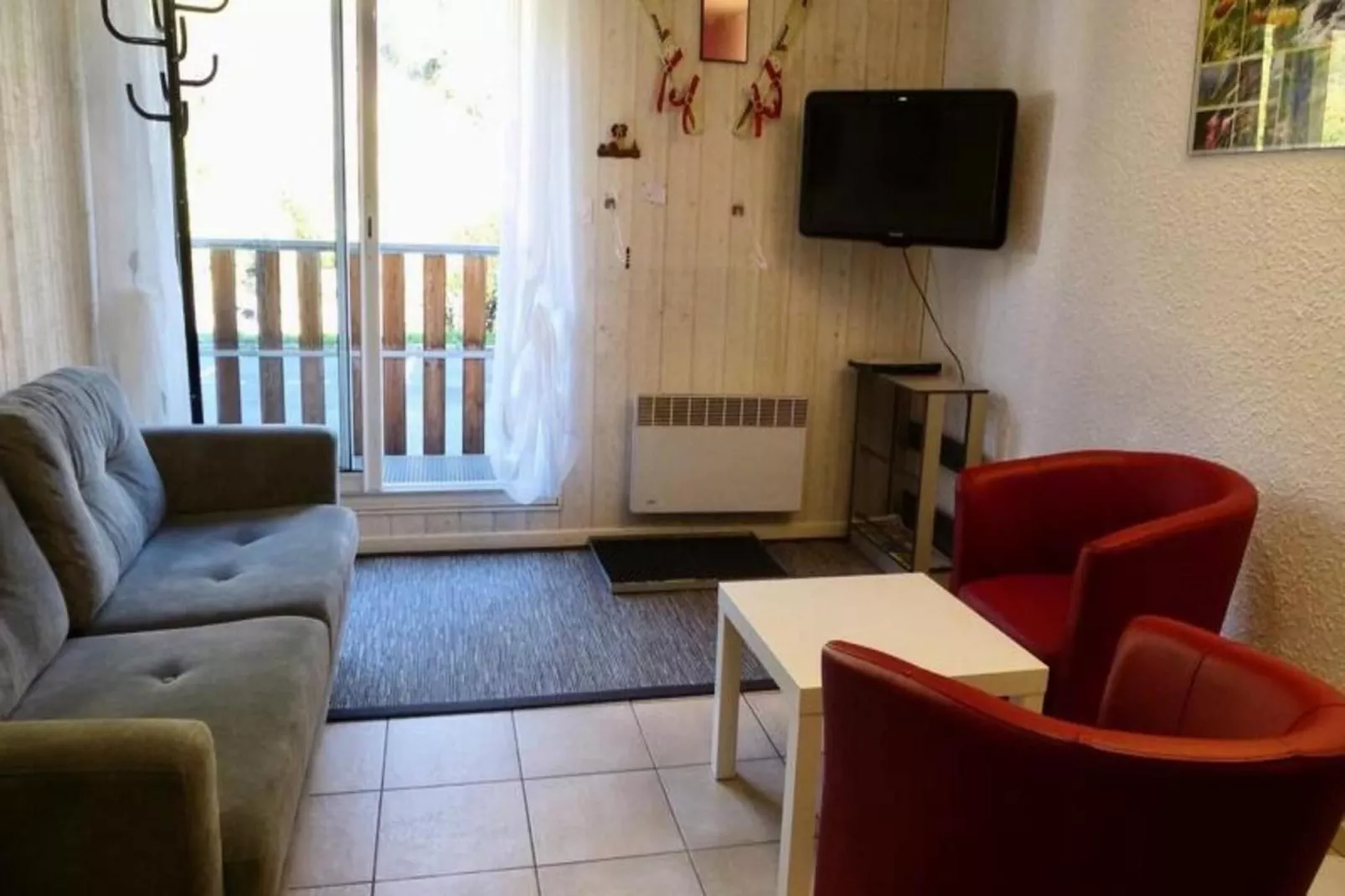 Résidence Neouvielle-Eetkamer