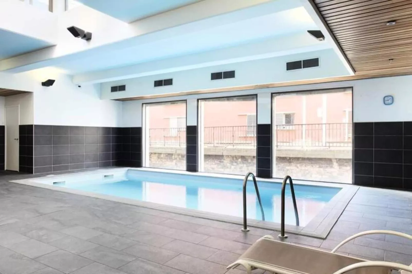 Appart'hôtel Odalys Confluence-Buitenkant zomer