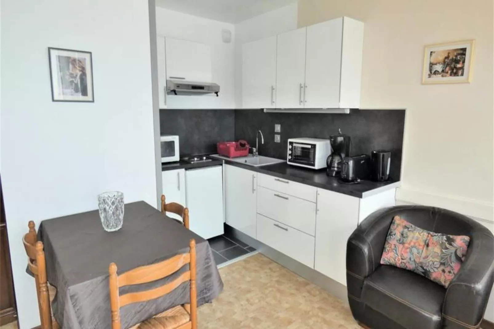 Résidence Le Chateau Durieux 3-Eetkamer