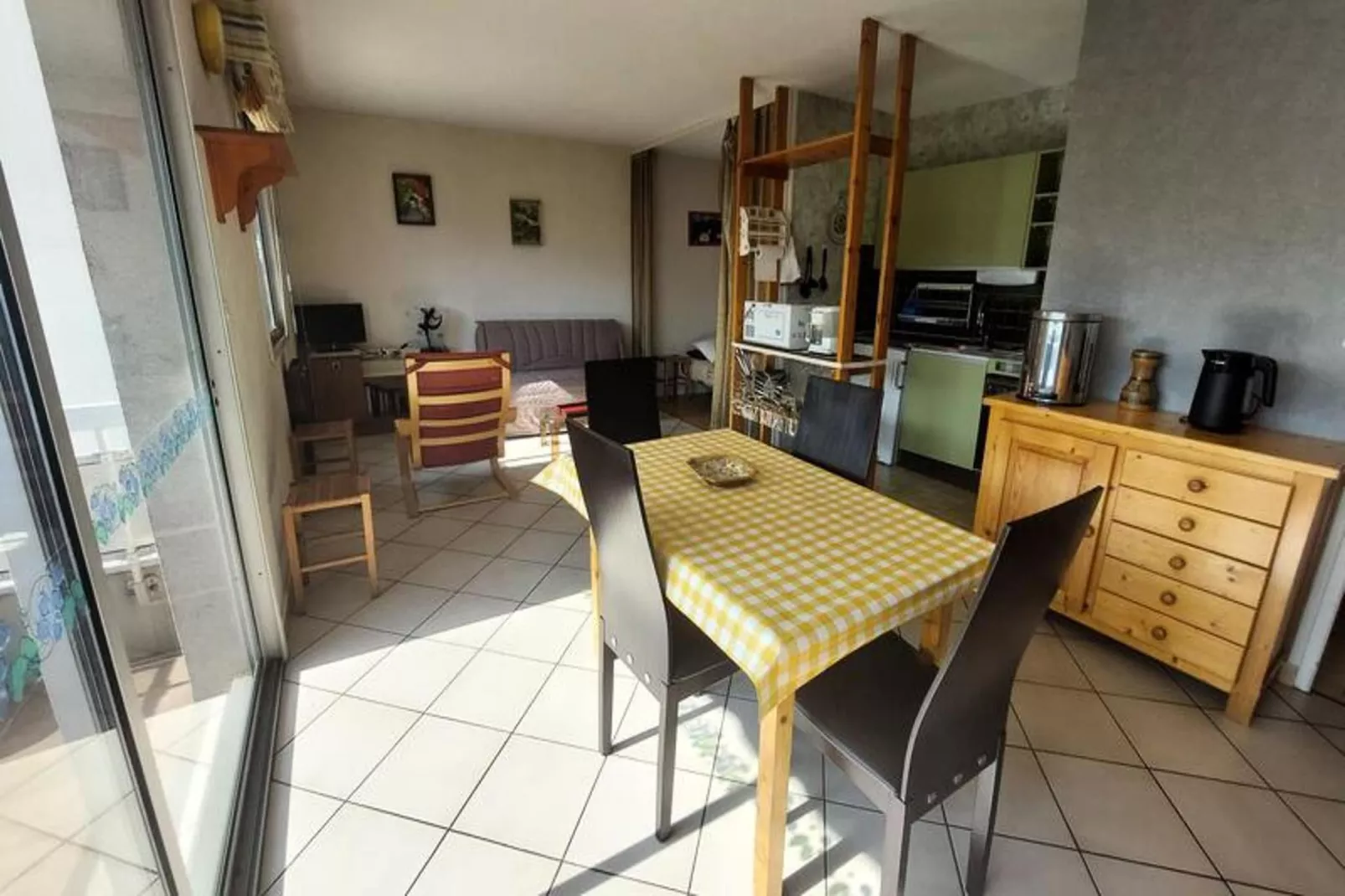 Résidence Le Comte Vert-Eetkamer