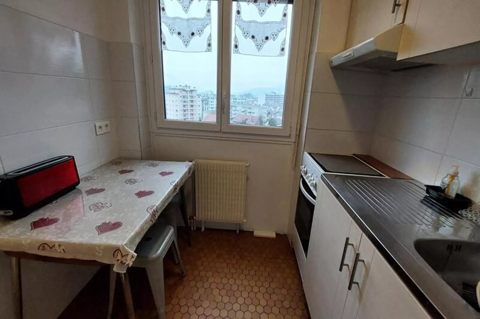 Résidence Montcalm D-Keuken