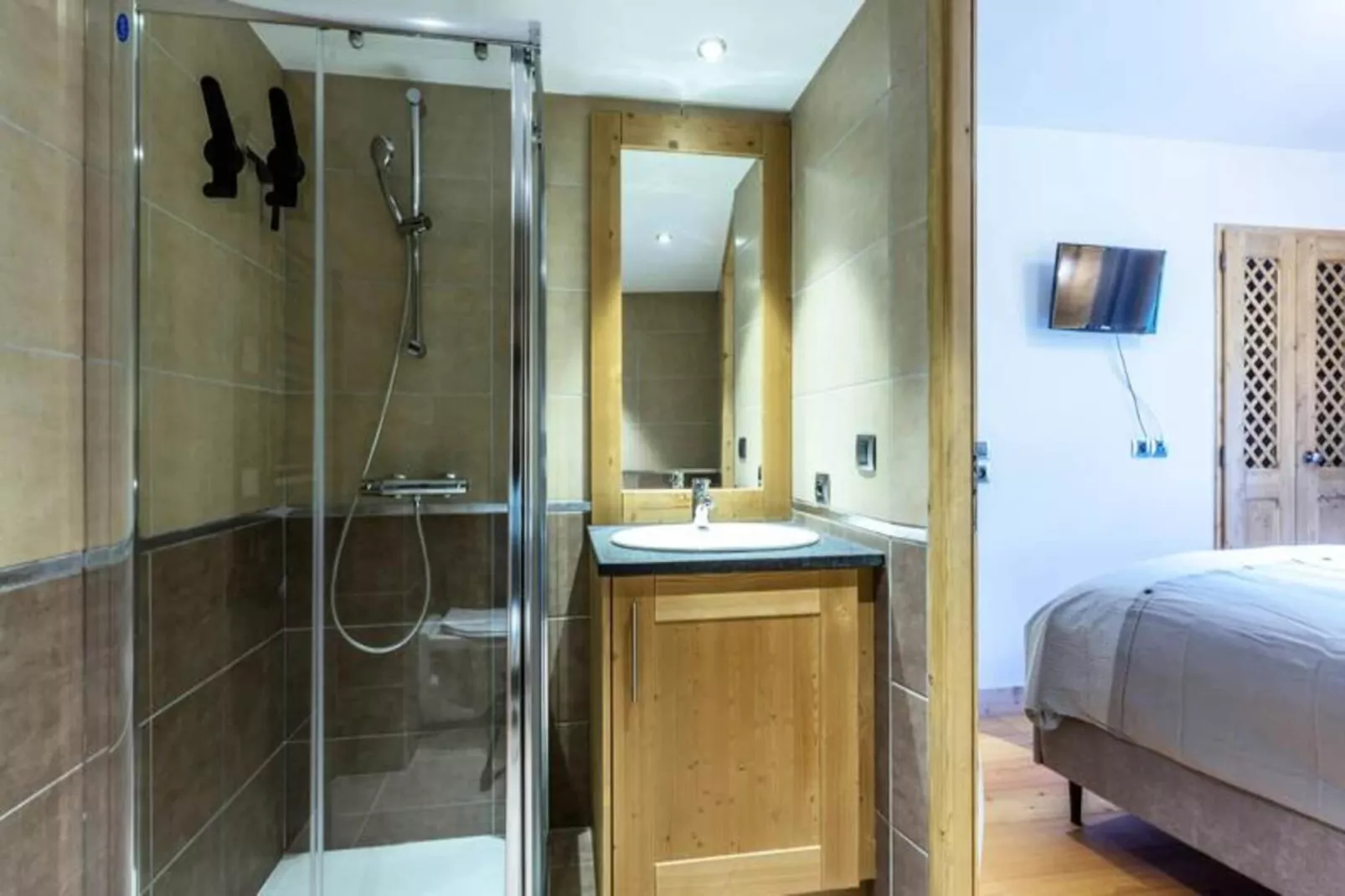 Résidence La Grange Aux Fees-Badkamer