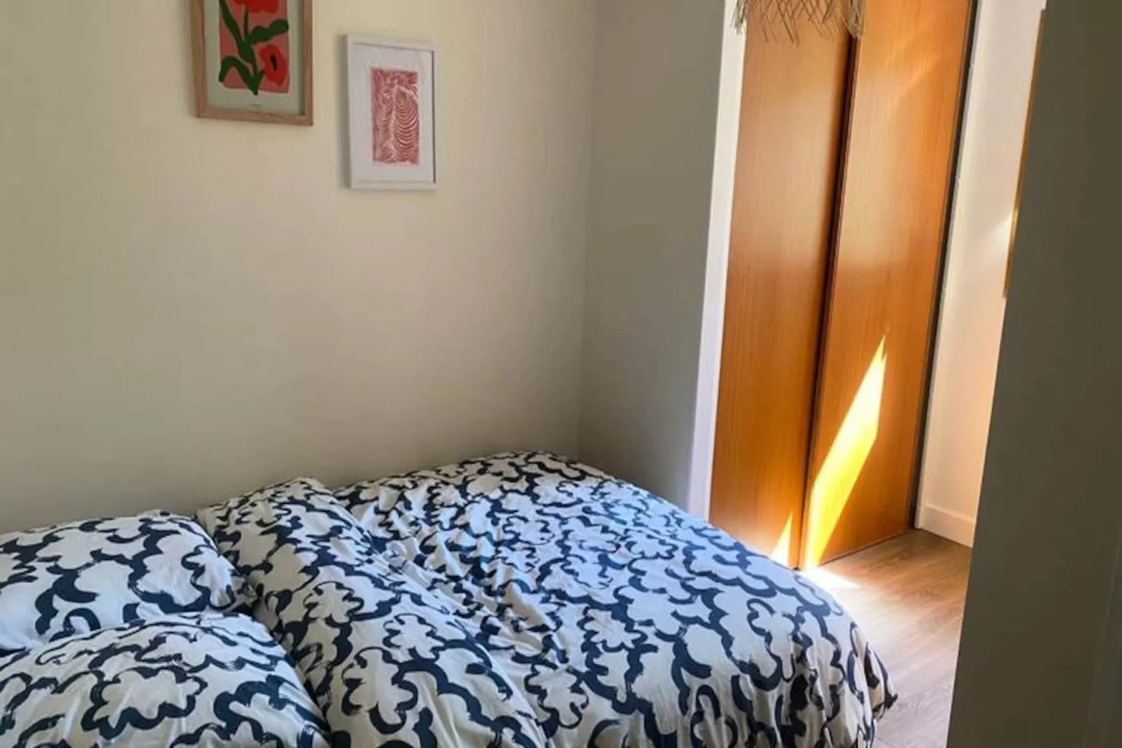 Belle Villa Avec Piscine Jacuzzi Et Vue Lac-Image-tags.