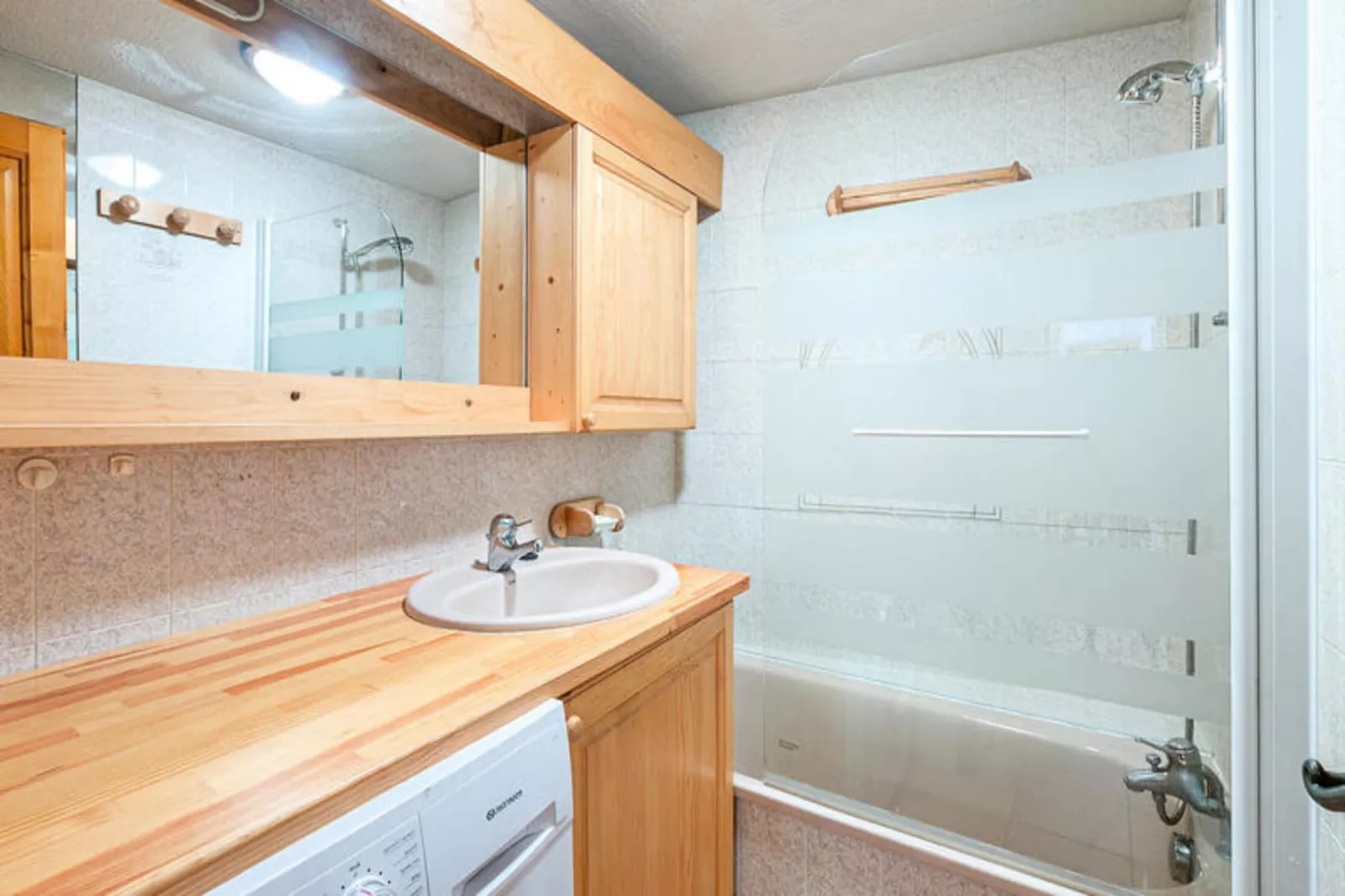 Résidence Coq De Bruyere-Badkamer