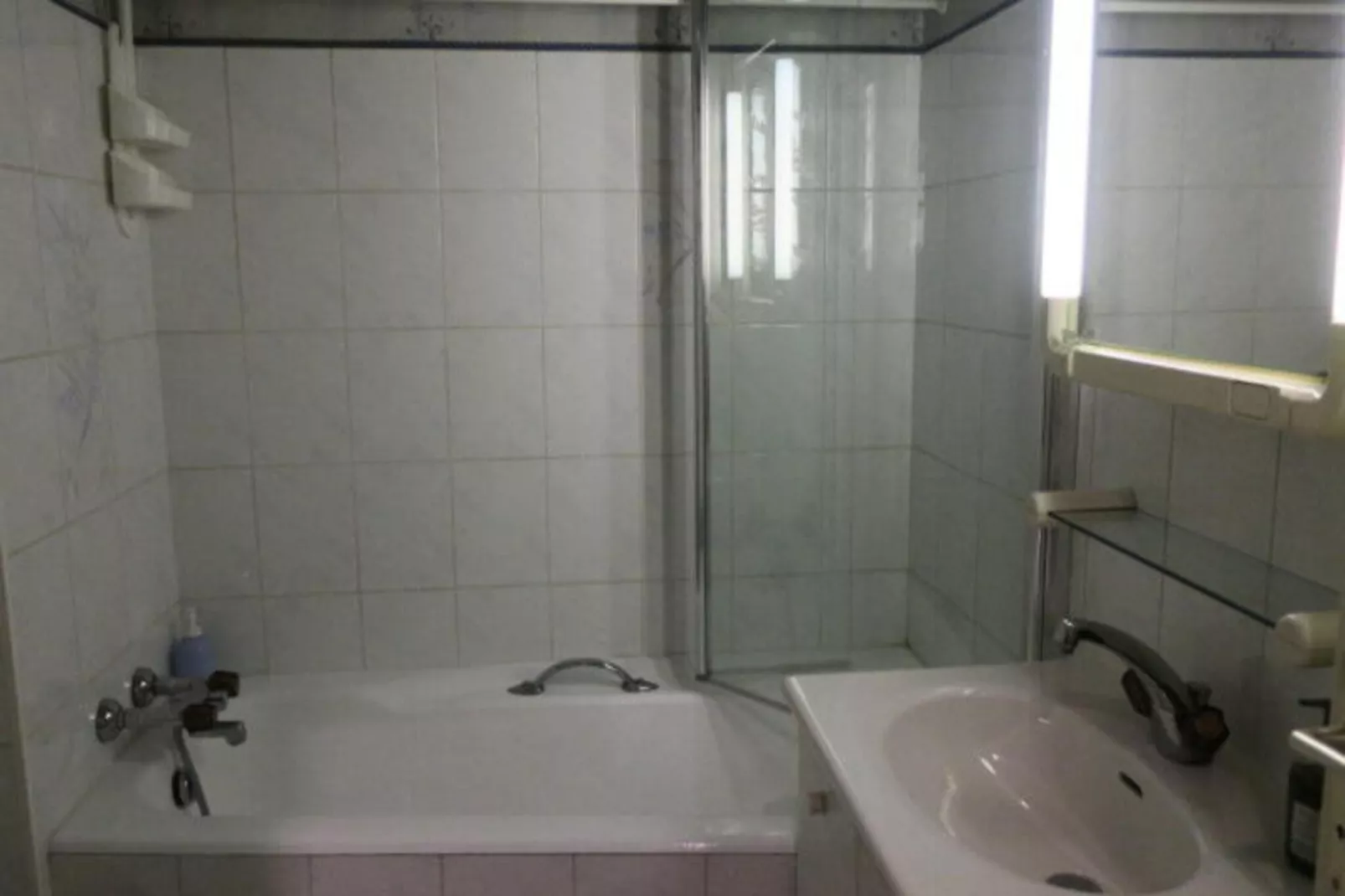 Résidence Le Solarium-Badkamer