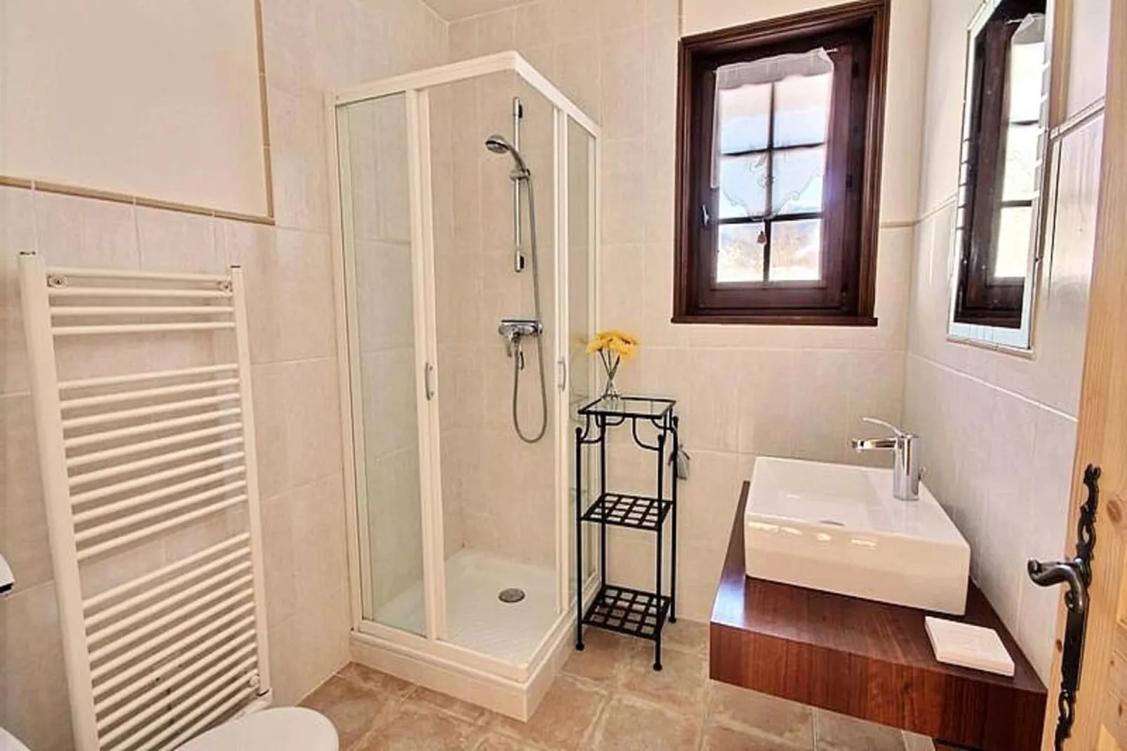 Chalets à Saint Jean d'Aulps-Badkamer