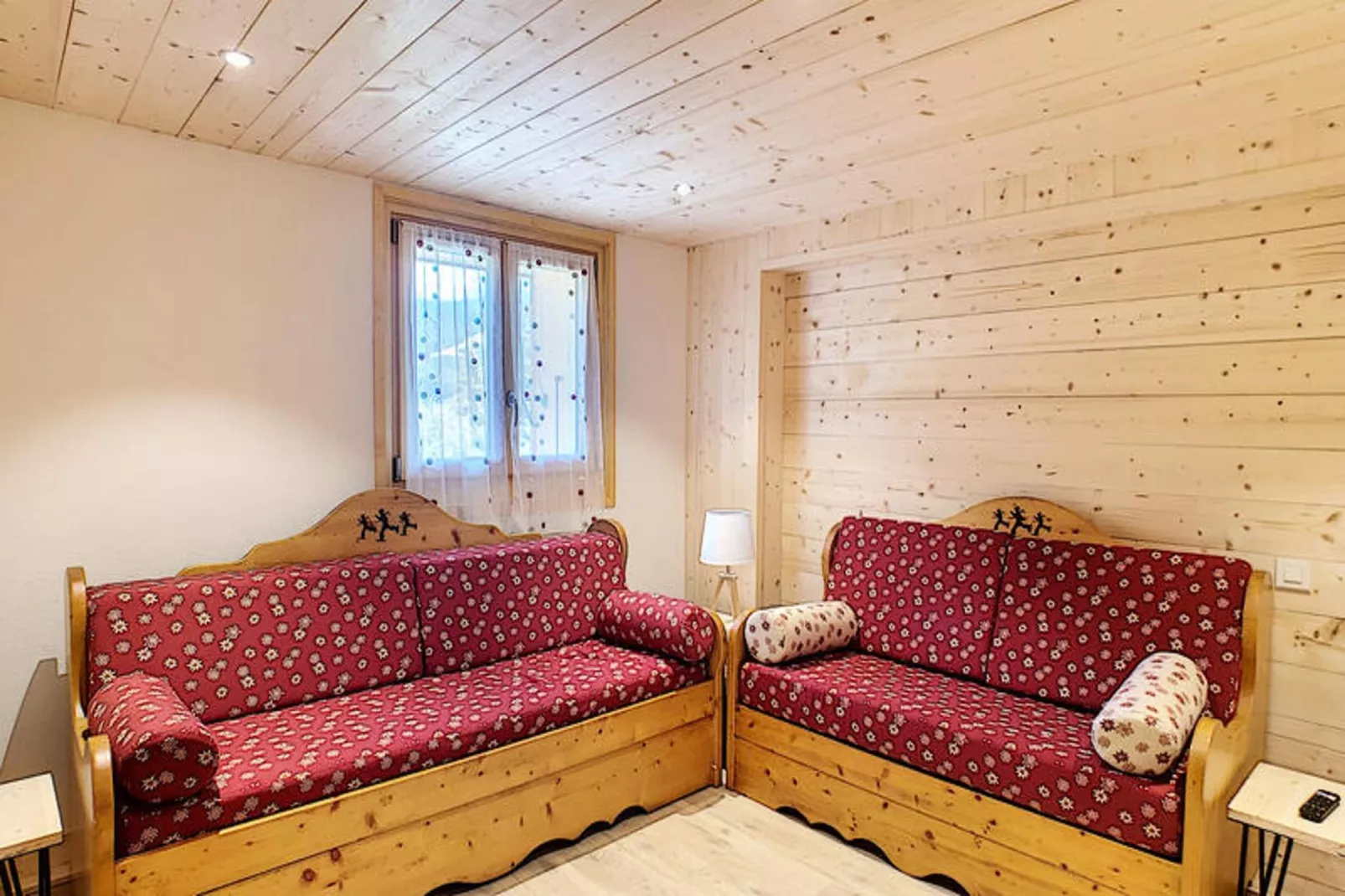 Appartements à Saint Jean d'Aulps-Woonkamer