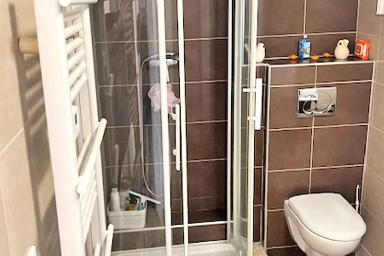 Résidence Suffren-Badkamer