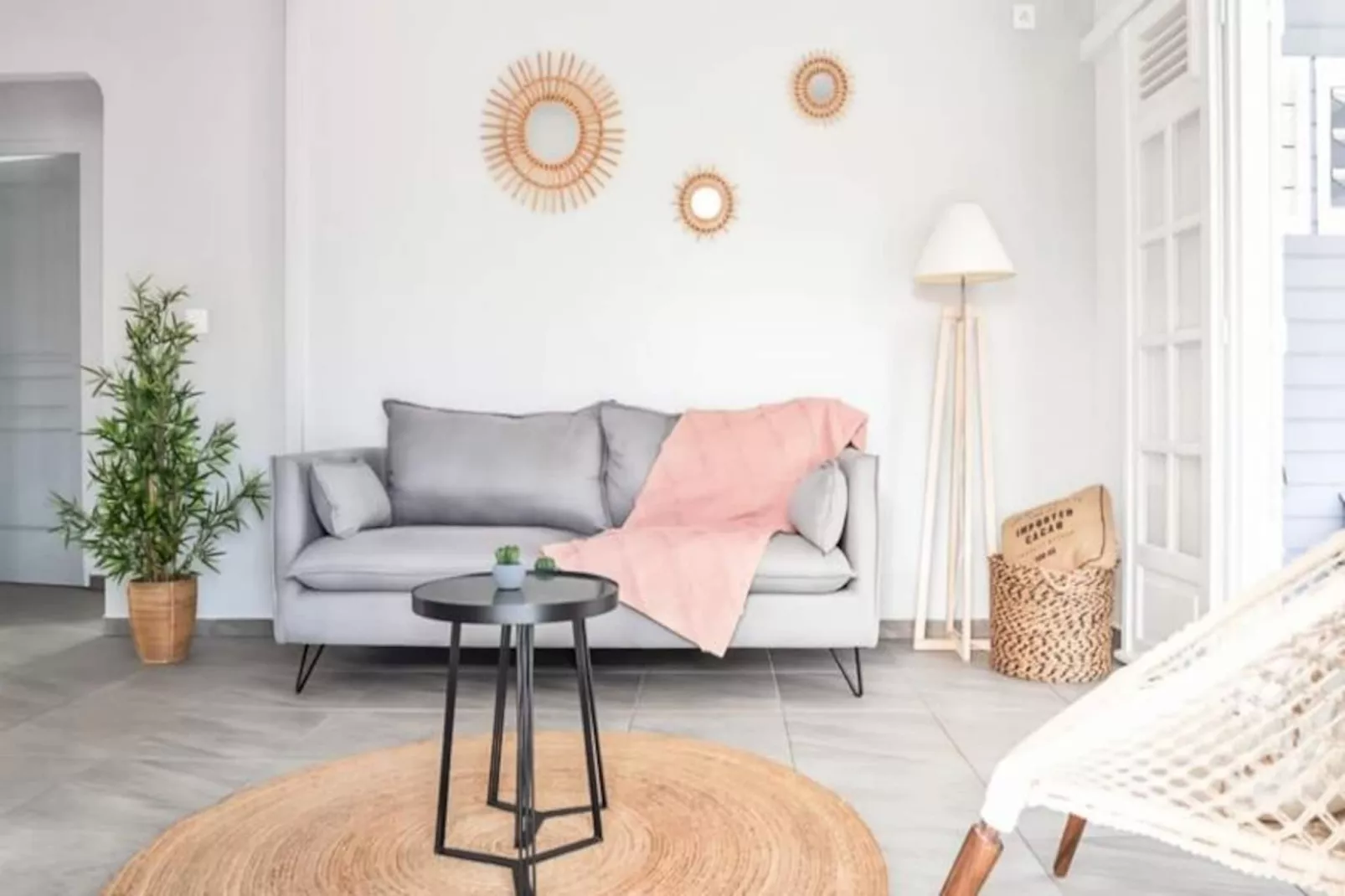 Villa Daminou-Image-tags.