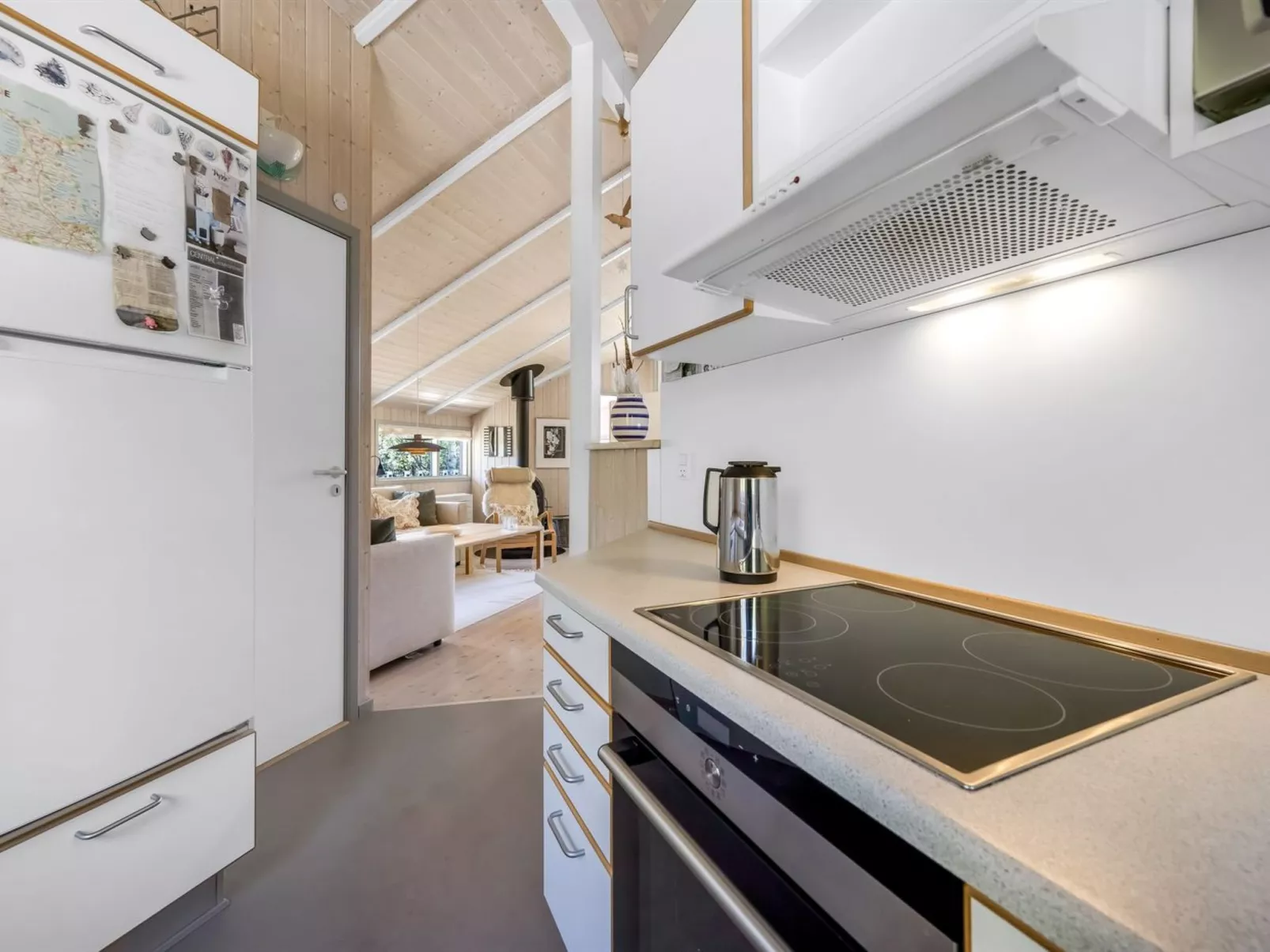 "Elba" - 275m to the fjord-Binnen