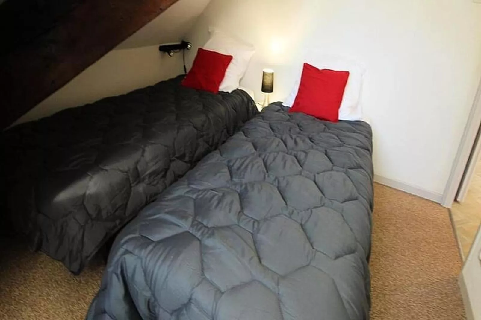 Résidence 24 Bis Allee Etigny-Slaapkamer