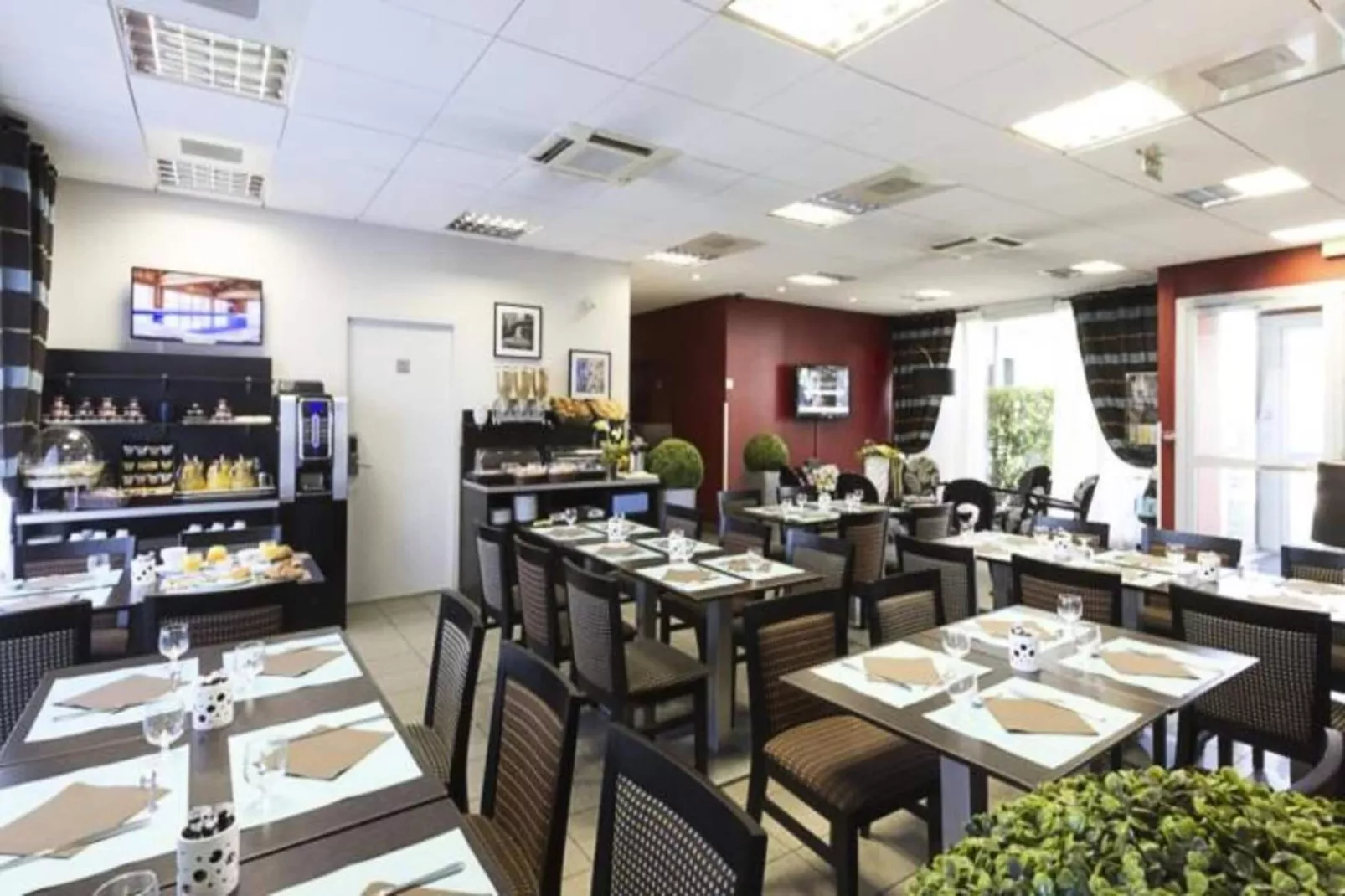 Néméa Appart'Hôtel Toulouse Saint Martin***-Buitenkant zomer