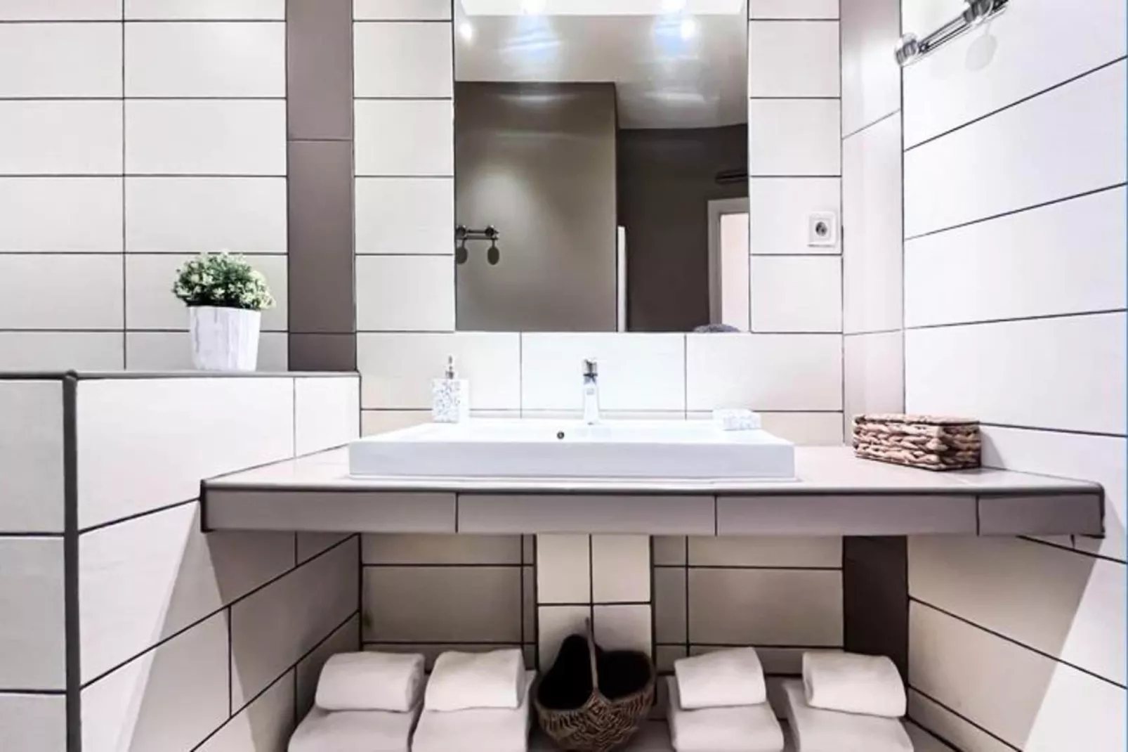 Charmant Appartement Pour 4 Dans Le Centre Ville De Bordeaux-Badkamer