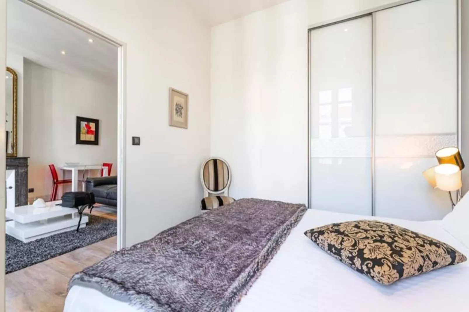 Chaleureux Appartement Au C&oelig;ur Du Quartier Historique Saint-michel-Slaapkamer