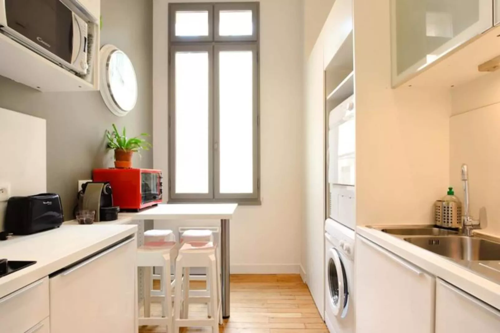 Magnifique Et Lumineux T3 De Charme Aux Quinconces Id&eacute;al Pour 4 Personnes-Buitenkant zomer