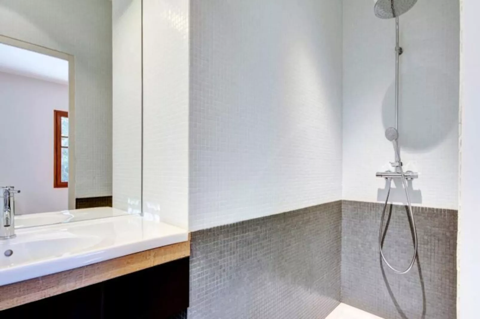 Splendide Villa De 400m2 Pour 12 Personnes, Acc&egrave;s Priv&eacute; &agrave; La Plage Au Pyla-Image-tags.