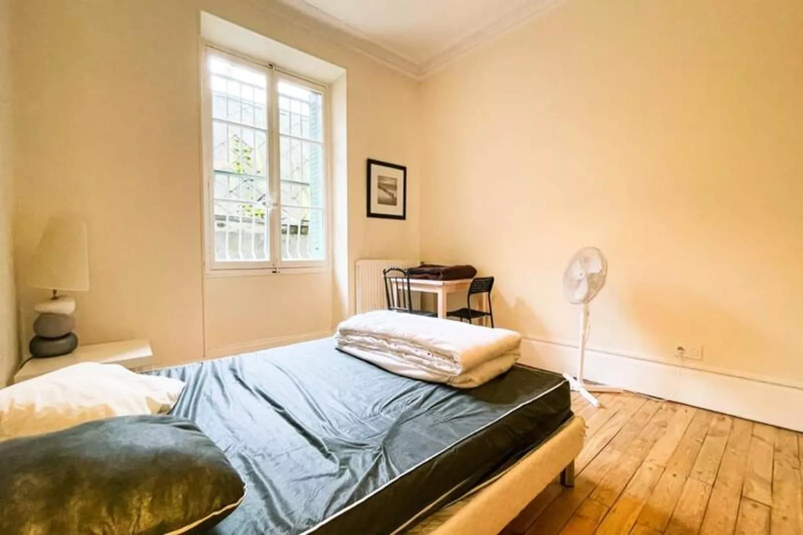 | Le Spacieux De La Gare ♟| Grand T4 Tout &eacute;quip&eacute; |gare De Grenoble-Slaapkamer