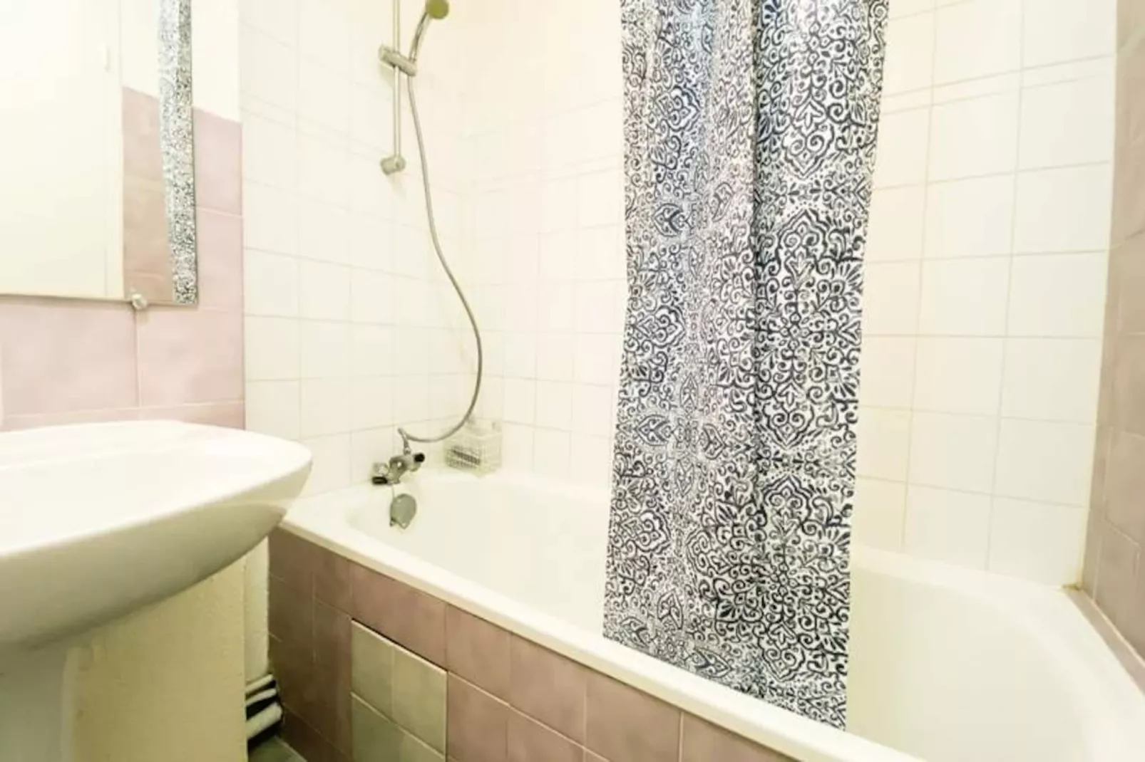 - Le Bostonien &agrave; Grenoble🗽t4 Avec Balcon-Image-tags.