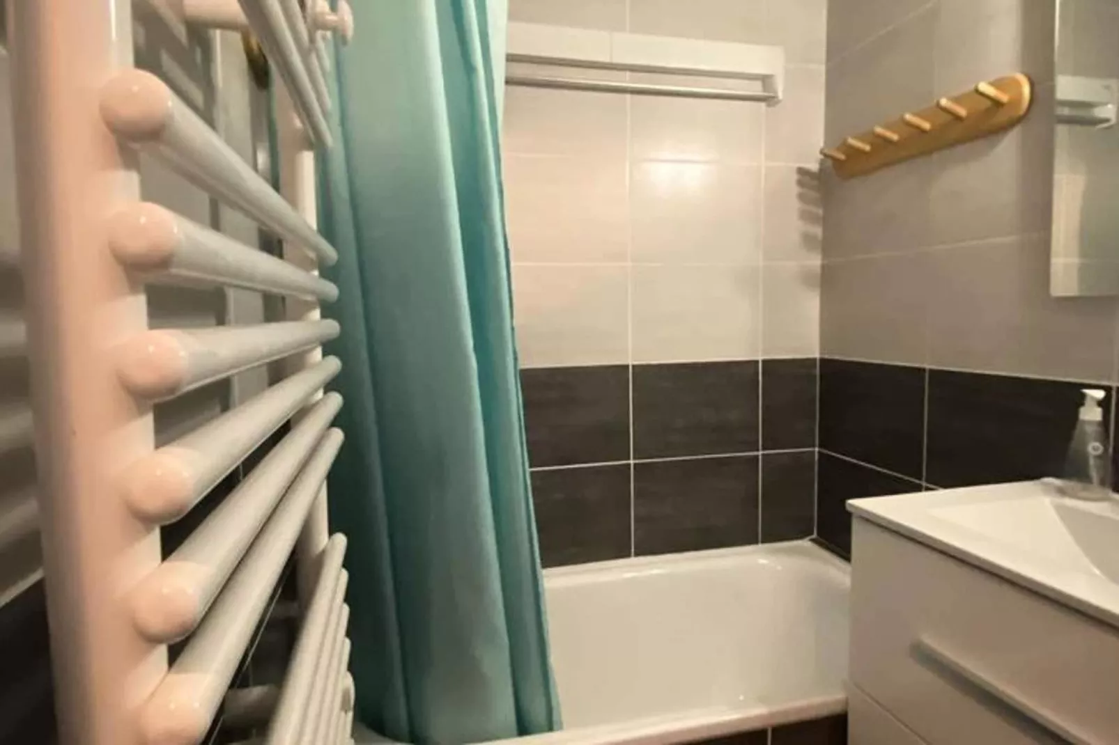 Résidence Kandahar-Badkamer