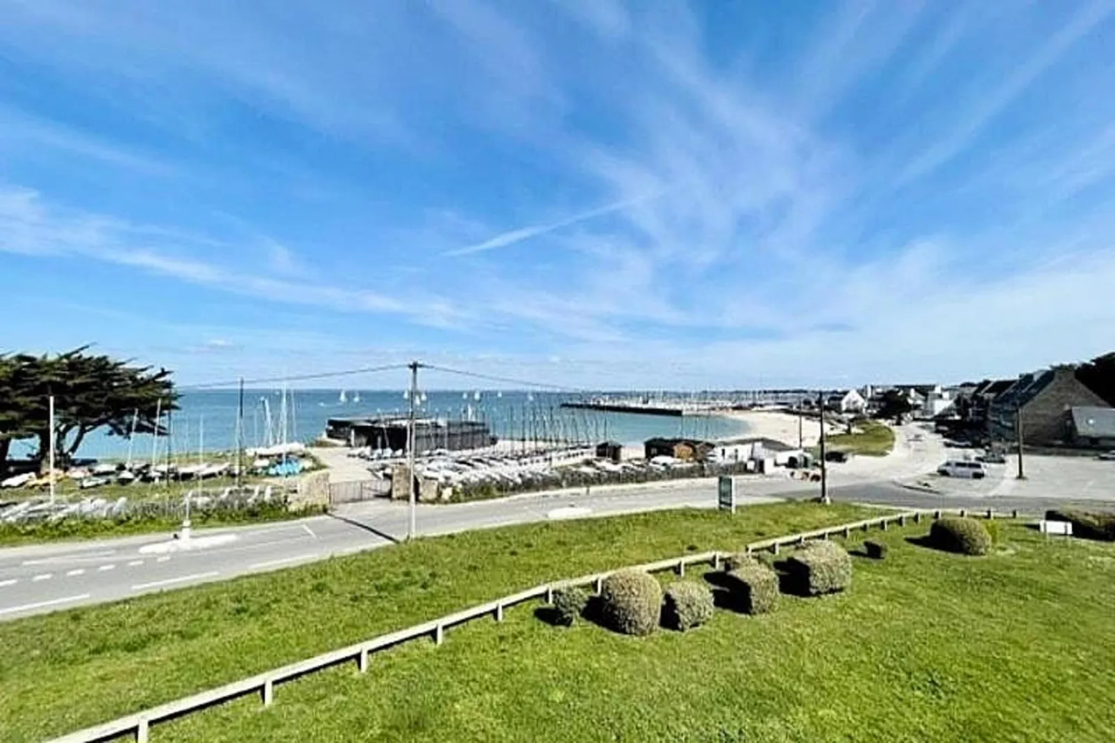 Résidence Adal D'arvor-Uitzicht zomer