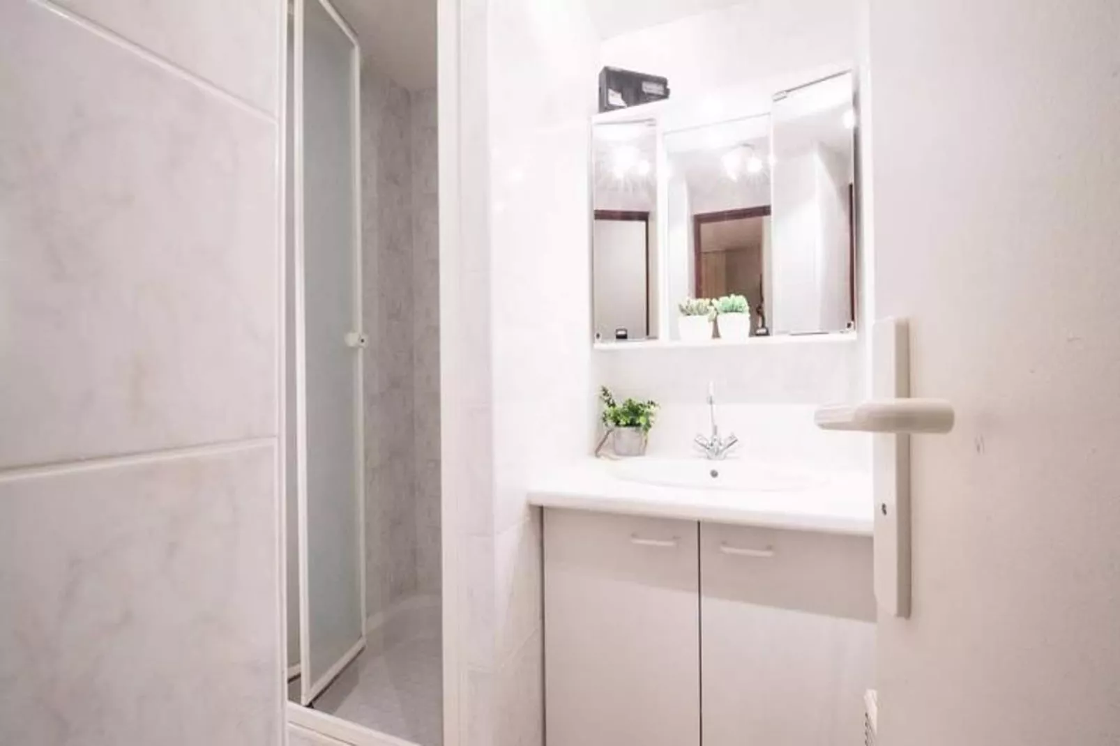 Résidence Ondines B/c - Badkamer