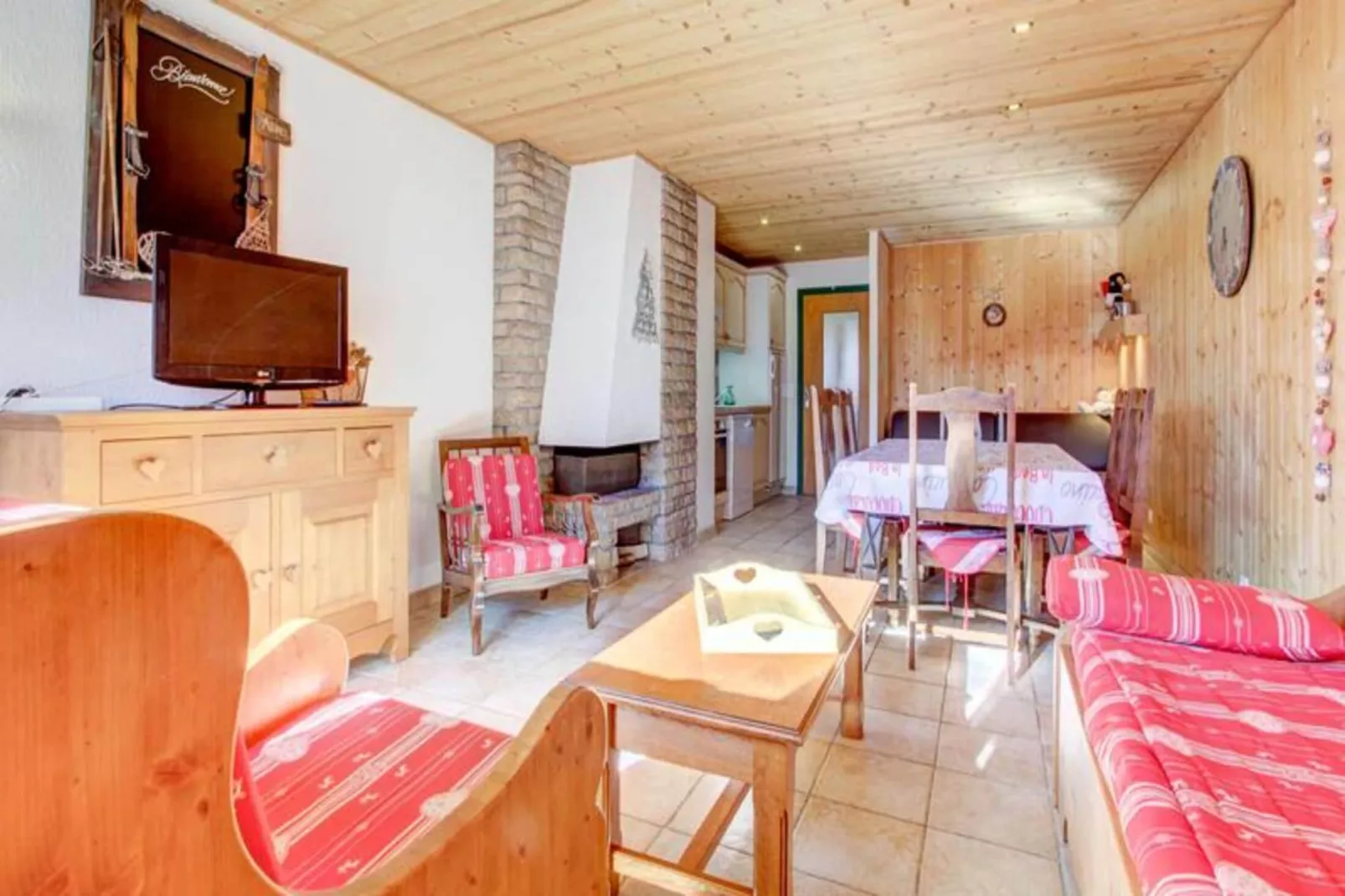 Résidence Les Chevruls - Buitenkant zomer