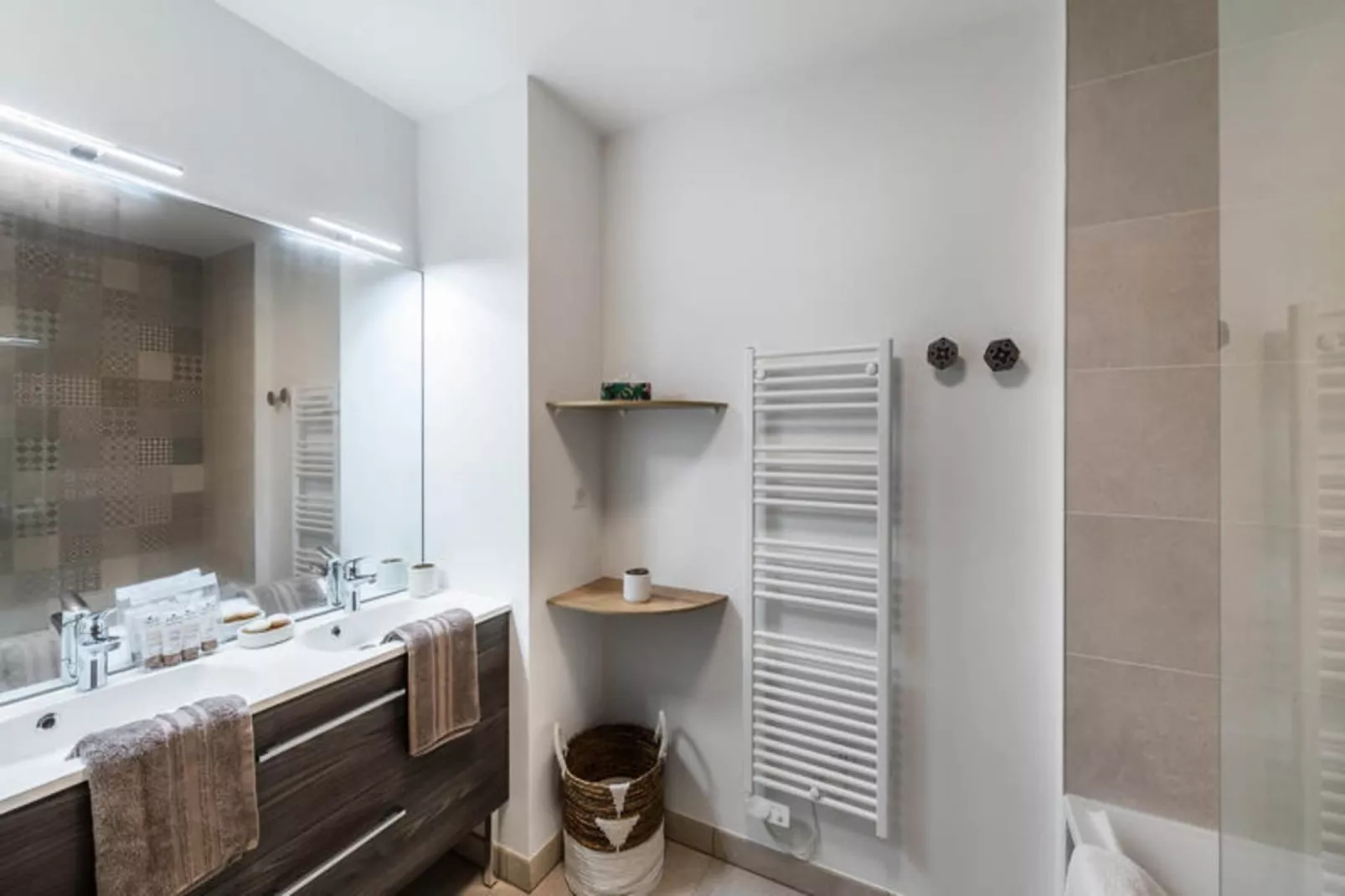 Résidence Silver Lodge - C-Badkamer