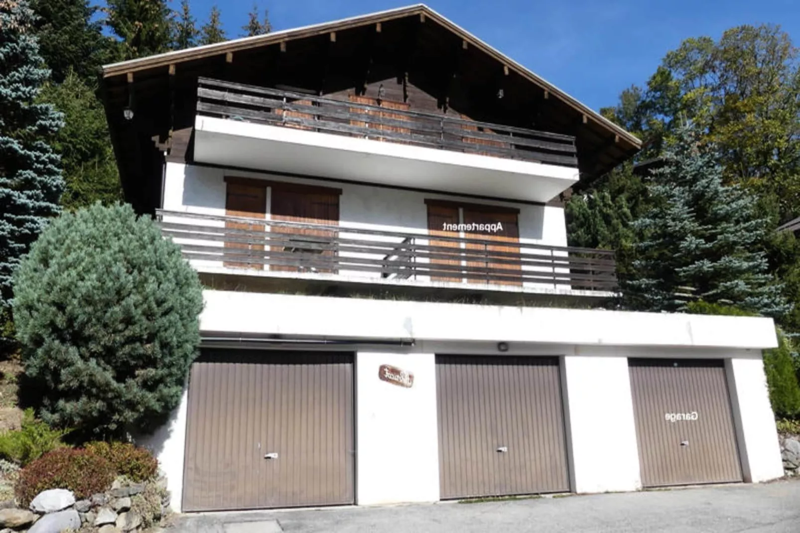 Chalets à La Clusaz-Buitenkant zomer