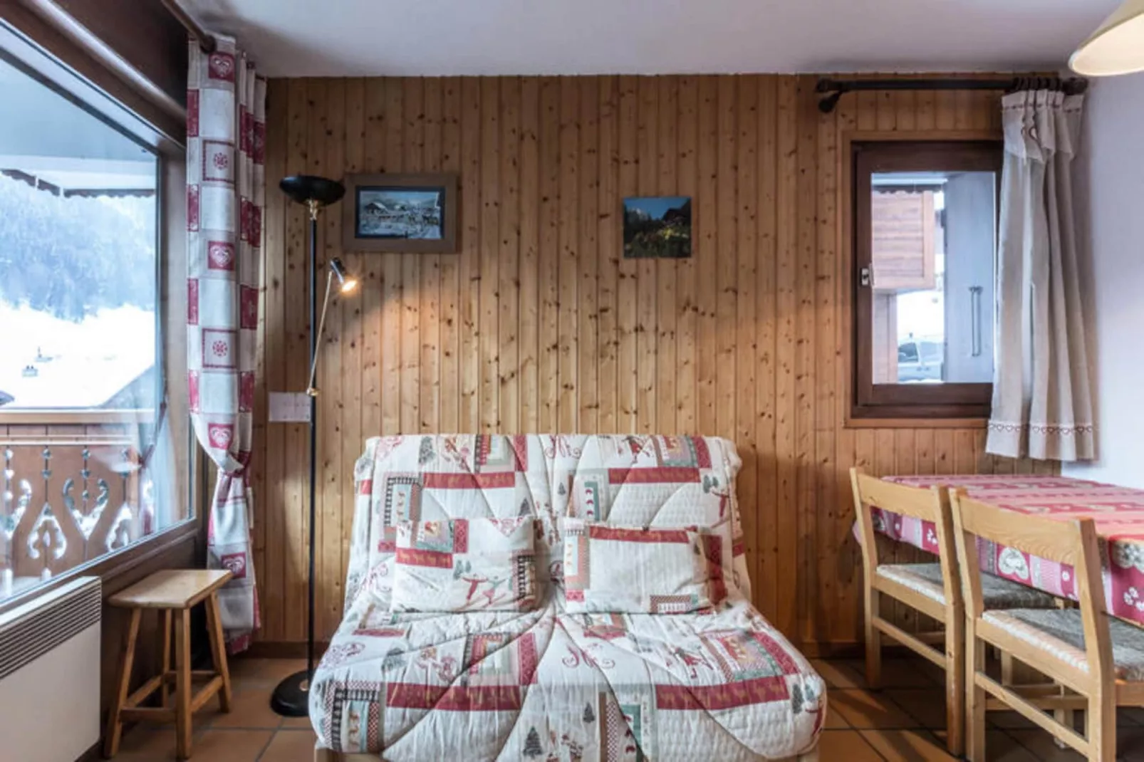 Résidence Domanial A-Buitenkant zomer