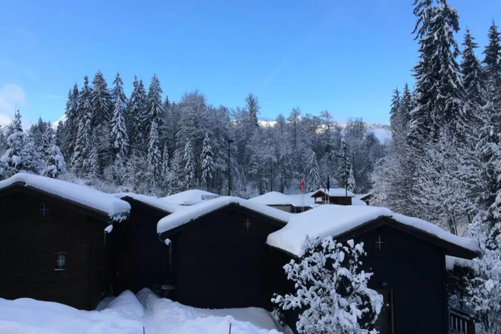 Chalets à Les Carroz-d'Arâches-Uitzicht winter
