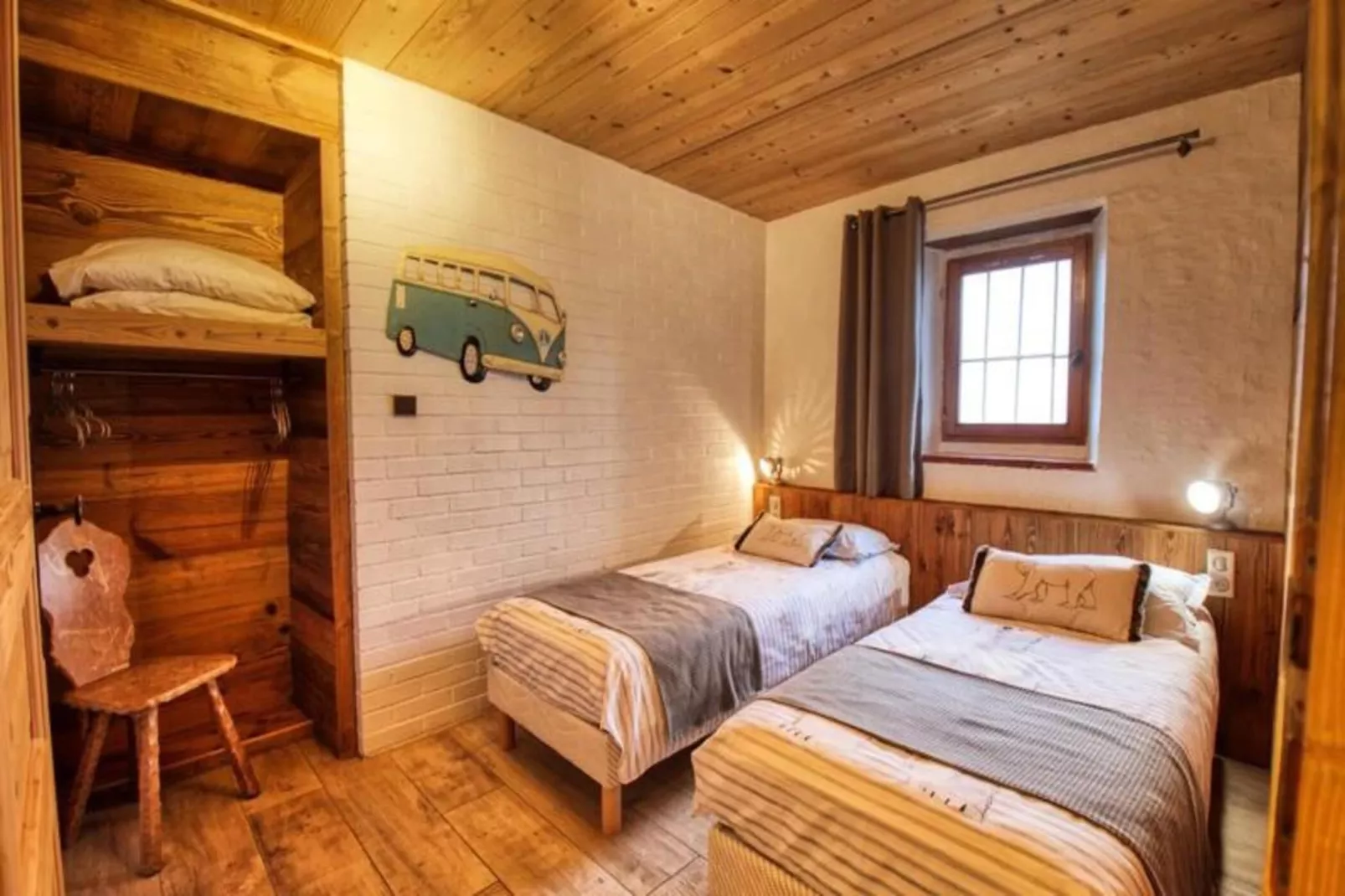 Résidence Le Laquis-Buitenkant zomer