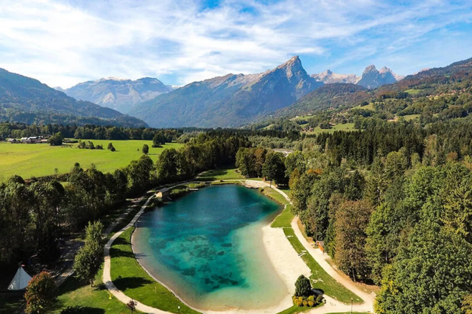Résidence Edelweiss-Buitenkant zomer