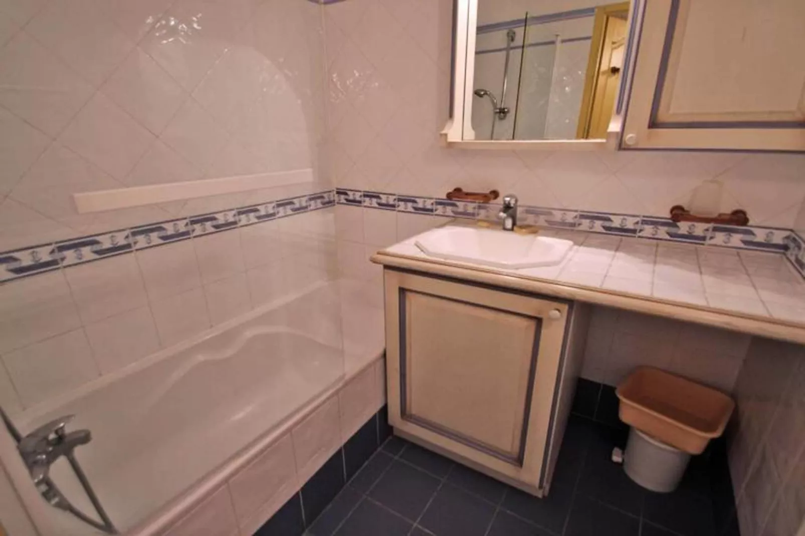 Résidence Port Marine-Badkamer