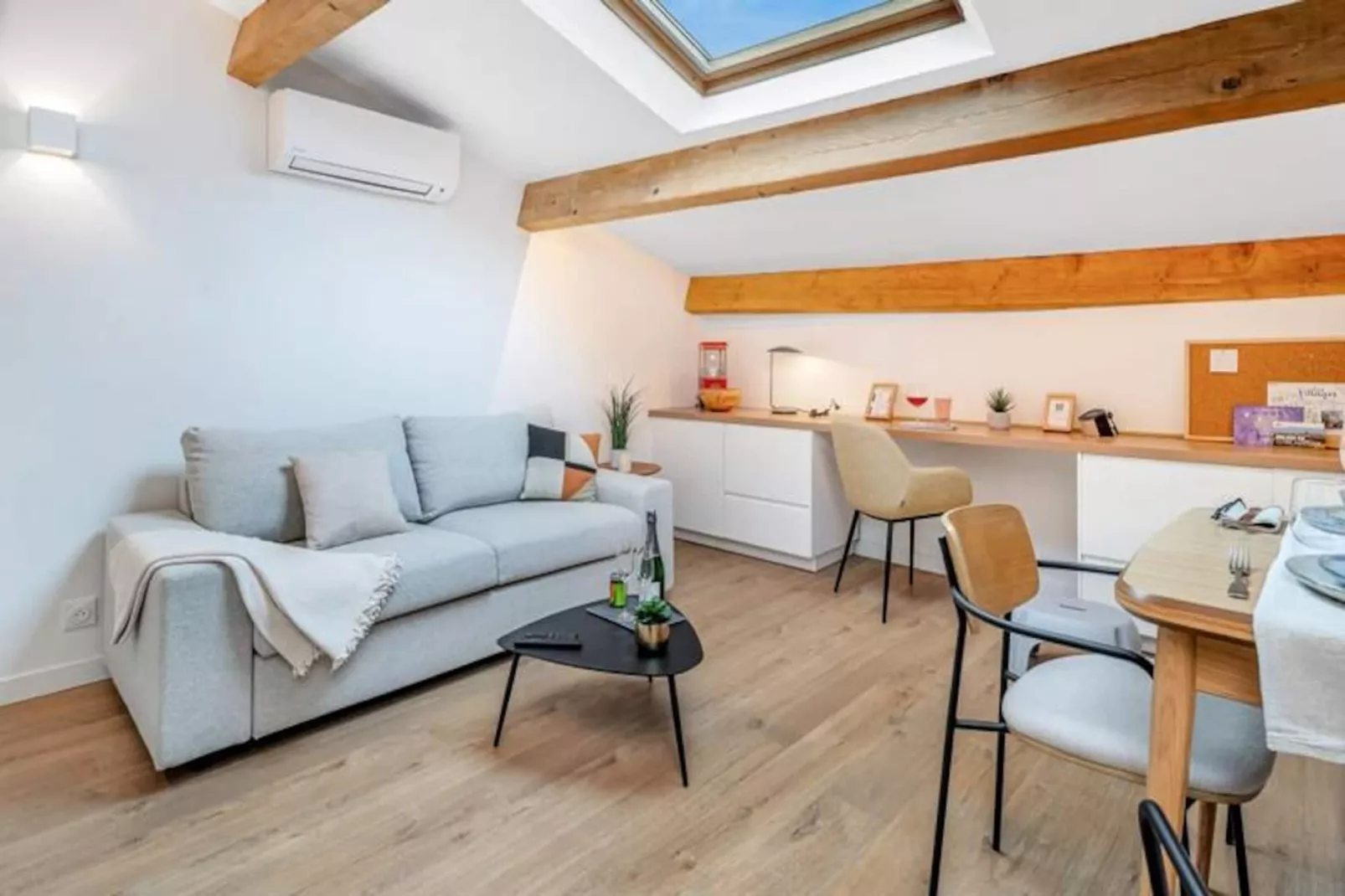 Appartement L&rsquo;hirondelle | Les Nids De La Diane-Image-tags.