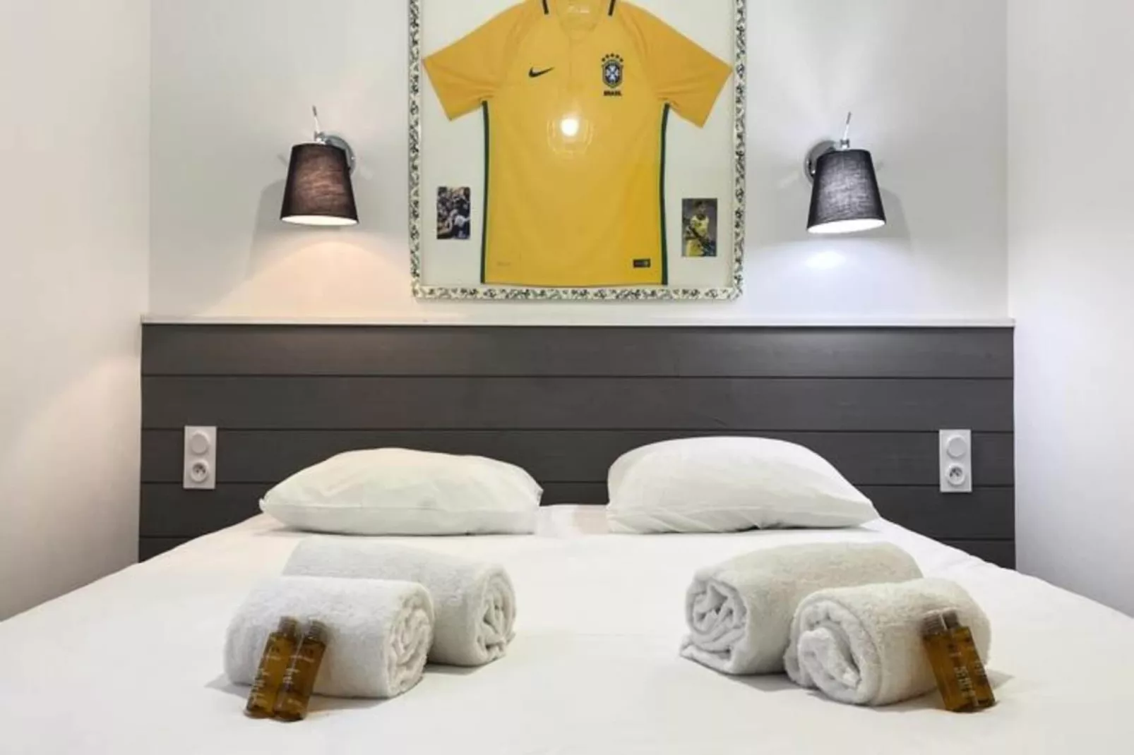 Villa Br&eacute;sil - Domaine Le Sherwood-Buitenkant zomer