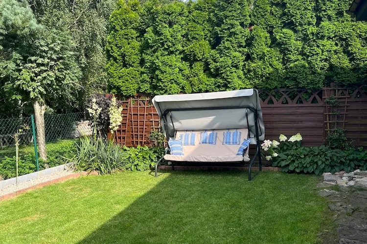 Dom wakacyjny w Krzyni dla max 5 osób-Tuinen zomer