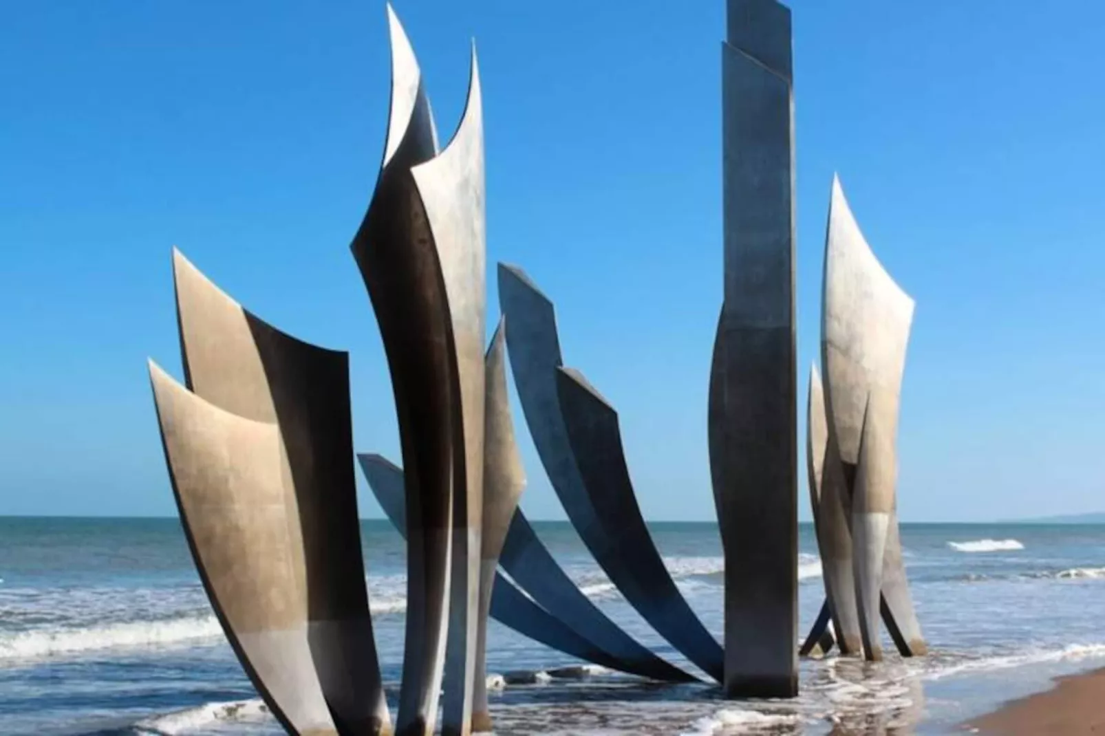 🦁 Place St Sauveur - Standing Et Confort-Image-tags.